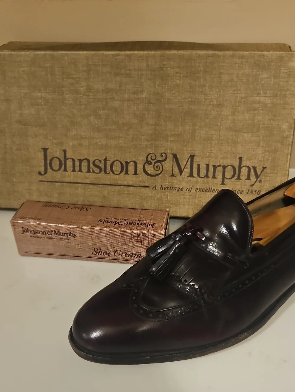 Johnston & Murphy Men’s Tassel Loafers in Dark Brown Leather